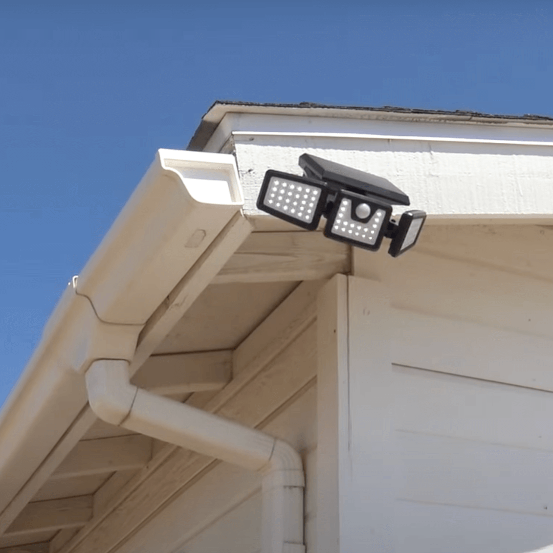 3 Head Motion Light